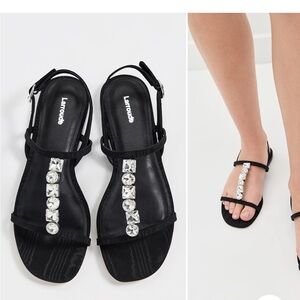 NWT! Larroude Black Calypso Flat Sandals